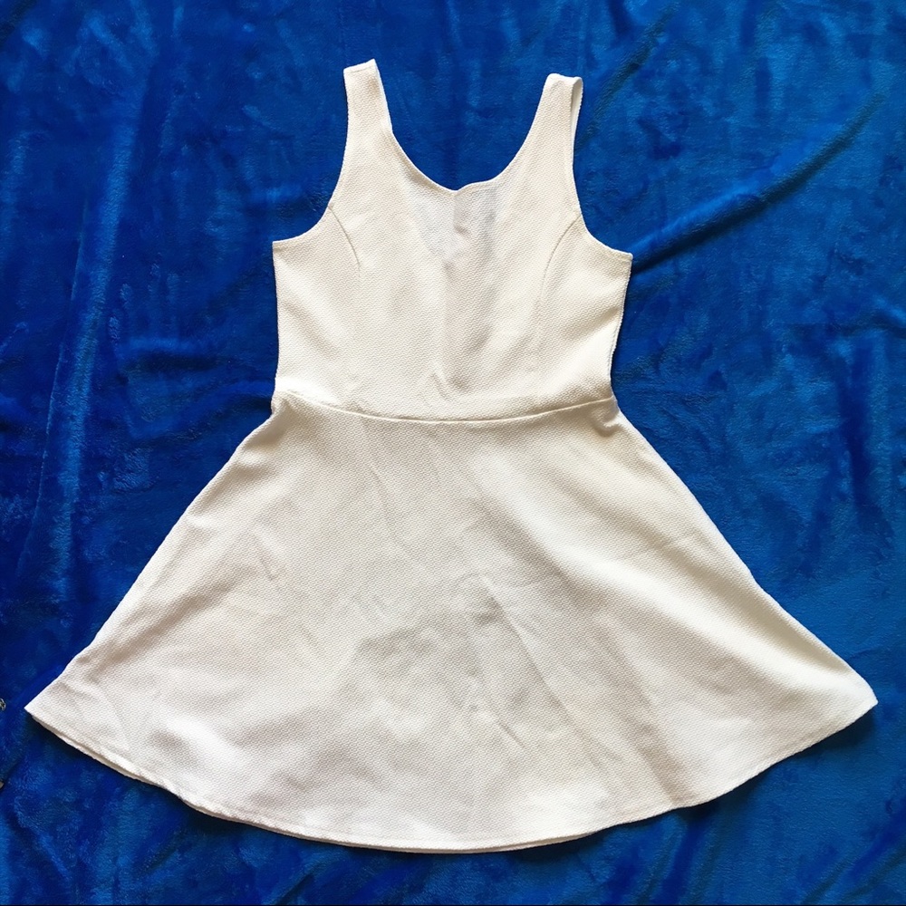 H&M DIvided White skater dress